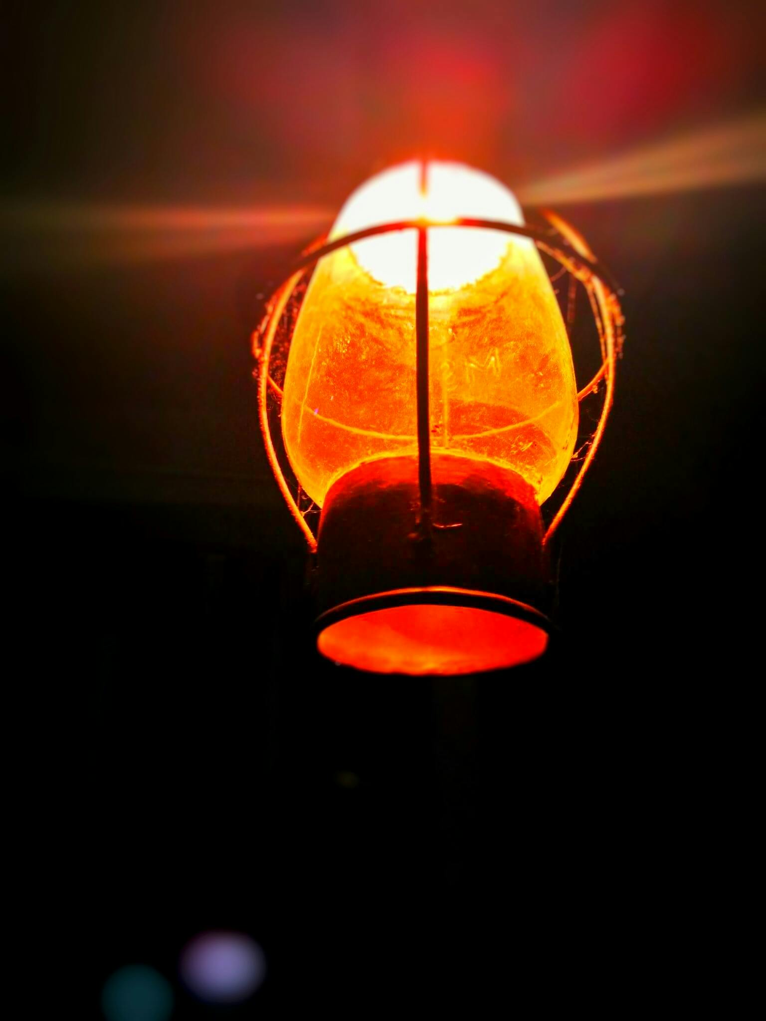 Lantern at night | Source: Pexels