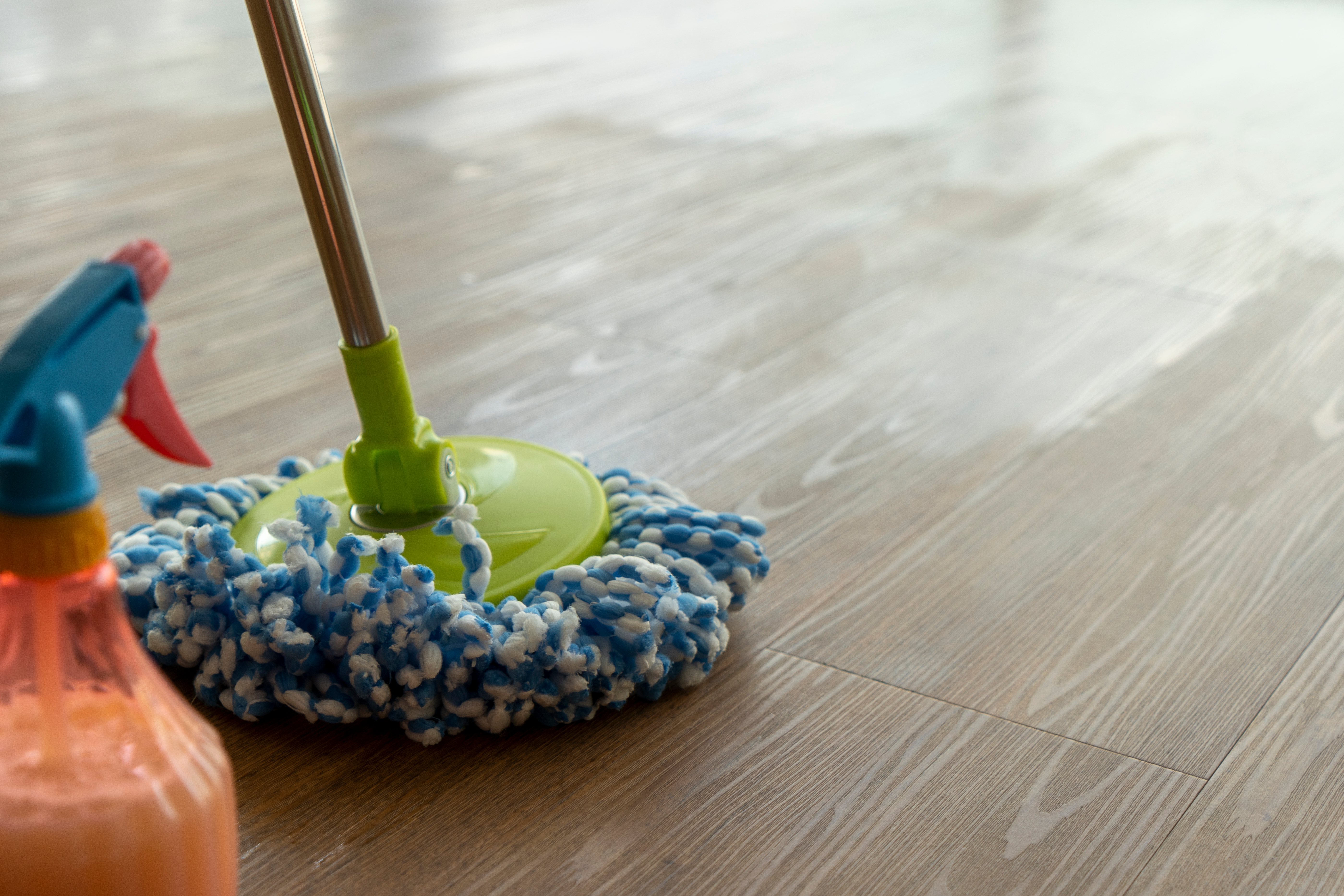 Leave your floor to dry after mopping with clean water | Source: Shutterstock