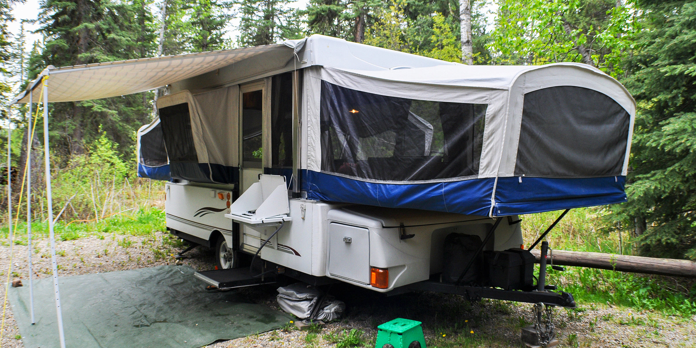 A picture of a camper | Source: Shutterstock